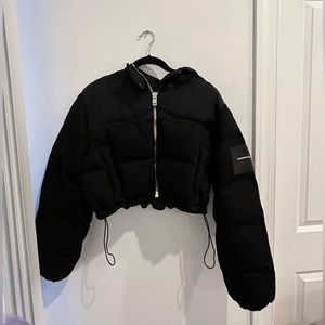 Never worn alexander wang cropped puffer jacket